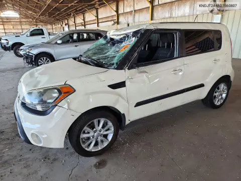 KNDJT2A66D7560807 — 2013 Kia Soul, Сторона, фото до ремонта