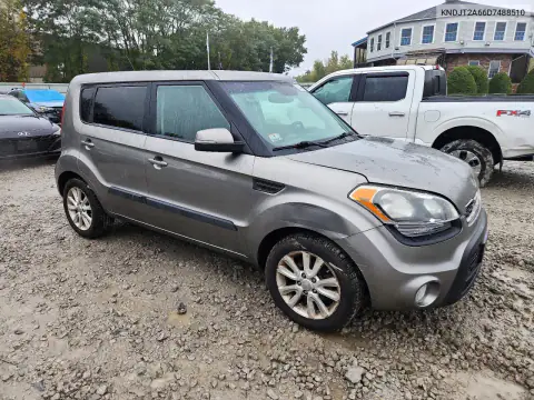 KNDJT2A66D7488510 — 2013 Kia Soul, фото 4 с аукциона Copart 16.10.2026, Мелкие вмятины и царапины