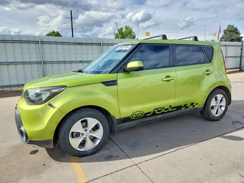 KNDJN2A27F7760136 — 2015 Kia Soul, Боковая часть (Side), фото до ремонта