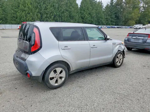 2015 KIA Soul VIN KNDJN2A23F7765561 фото 3