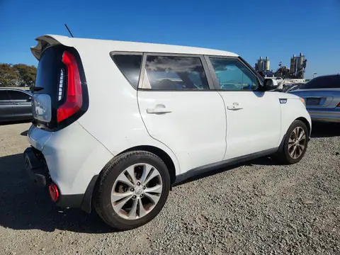 2015 KIA Soul VIN KNDJP3A58F7146870 фото 3