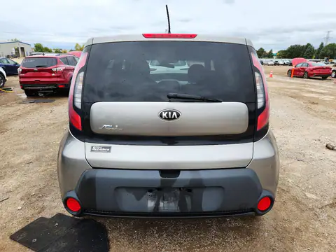 KNDJP3A59F7114171 — 2015 Kia Soul, фото 6 с аукциона Copart, Передняя часть