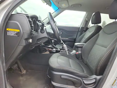 KNDJP3A57F7775357 — 2015 Kia Soul, фото 7 с аукциона Copart, Мелкие вмятины и царапины