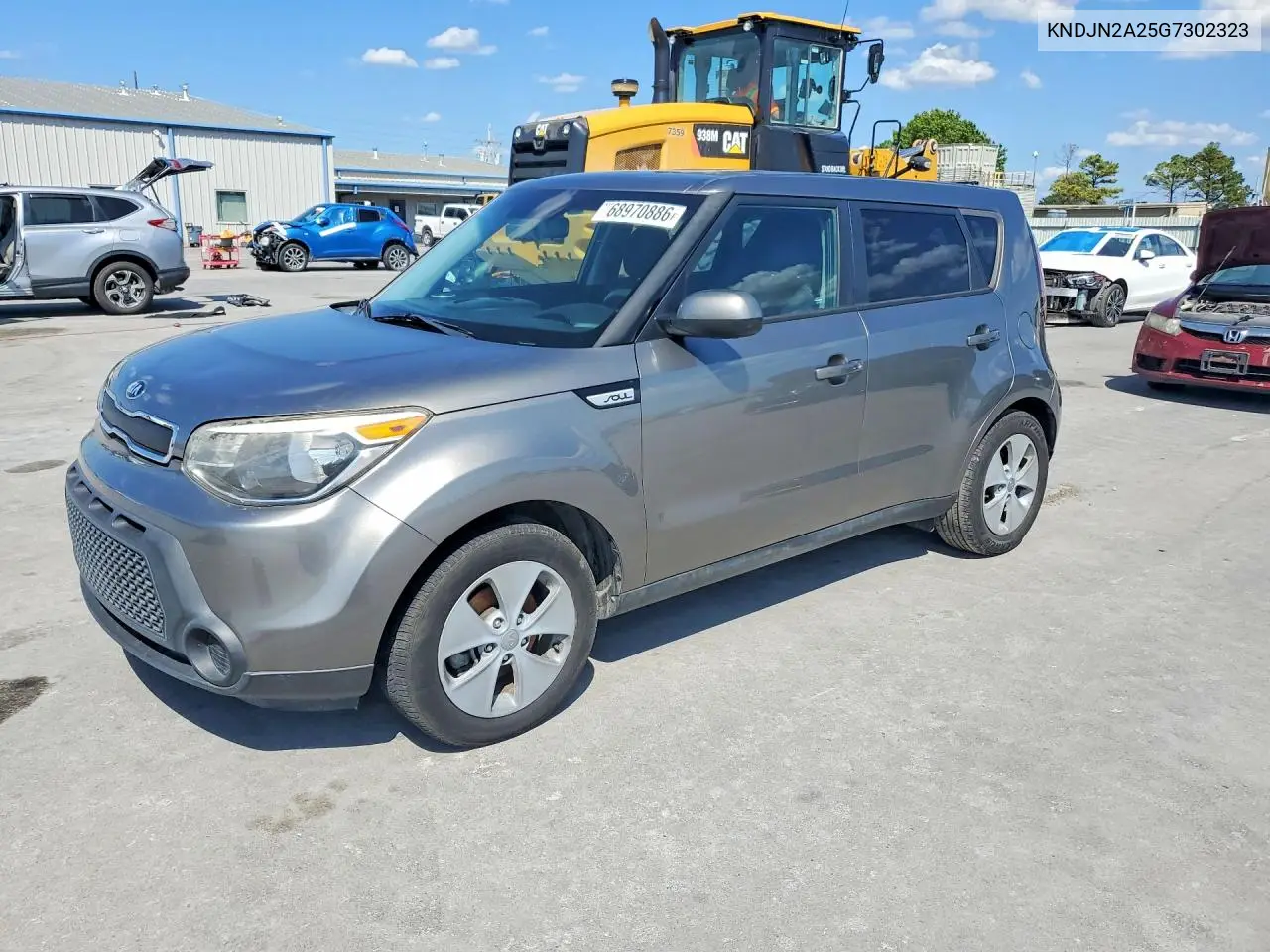 KNDJN2A25G7302323 Kia Soul 2016 — повреждение Передняя часть, фото до ремонта