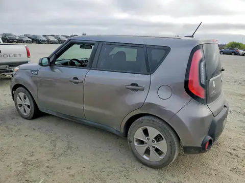 2016 KIA Soul VIN KNDJN2A22G7320696 фото 2