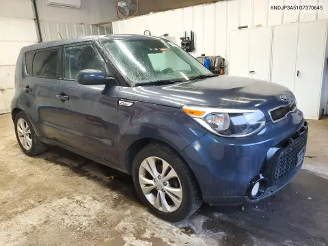 2016 Kia Soul VIN KNDJP3A51G7370645 фото 4