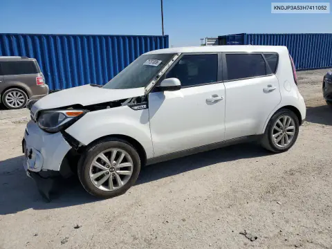 KNDJP3A53H7411052 — 2017 Kia Soul, Передняя часть, фото до ремонта