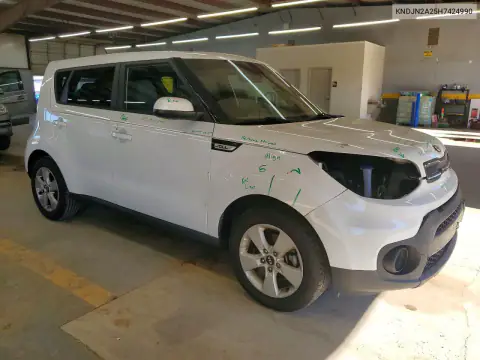 KNDJN2A25H7424990 — 2017 Kia Soul, фото 4 с аукциона Copart, Передняя часть