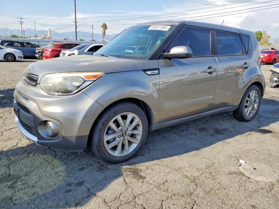 2018 KIA Soul VIN KNDJP3A57J7565513 фото 1
