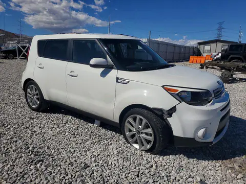 2018 KIA Soul VIN KNDJP3A55J7905189 фото 4