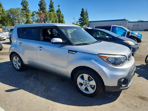 2018 KIA Soul VIN KNDJN2A27J7622329 фото 4