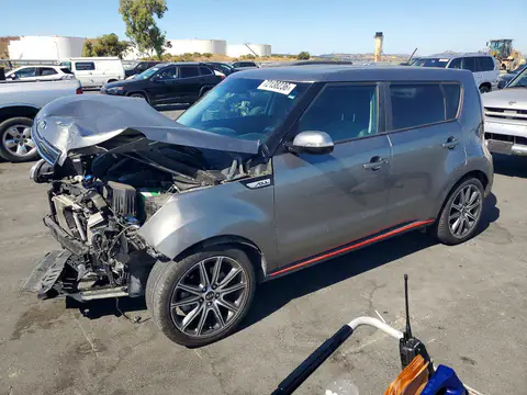 KNDJX3AA1J7544587 — 2018 Kia Soul, Передняя часть (Front End), фото до ремонта