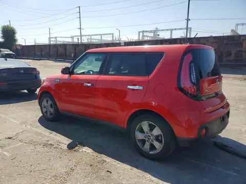 KNDJN2A27K7638953 — 2019 Kia Soul, фото 2 с аукциона Copart 30.09.2026, Естественный износ