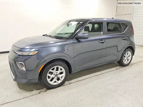 KNDJ23AU5M7746586 — 2021 Kia Soul, Повреждение корпуса, фото до ремонта