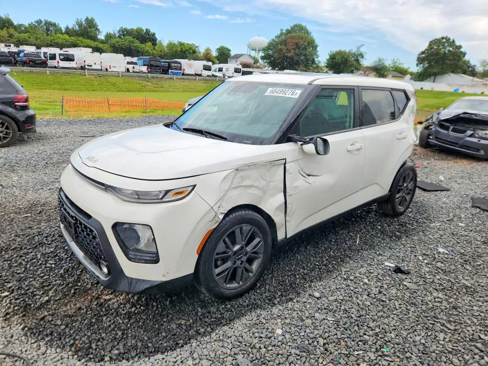 2022 KIA SOUL VIN KNDJ33AU6N7167086 фото 1