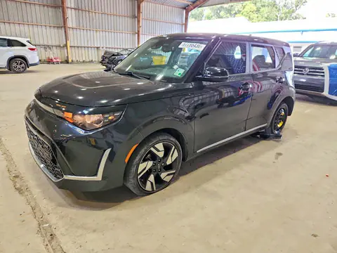KNDJ53AUXP7849448 — 2023 Kia Soul, Вандализм (Vandalism), фото до ремонта