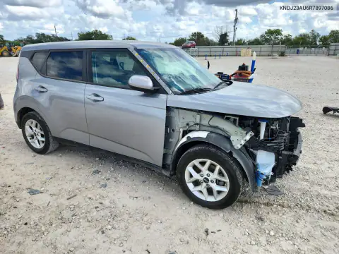 KNDJ23AU6R7897086 — 2024 Kia Soul, фото 4 с аукциона Copart, Передняя часть