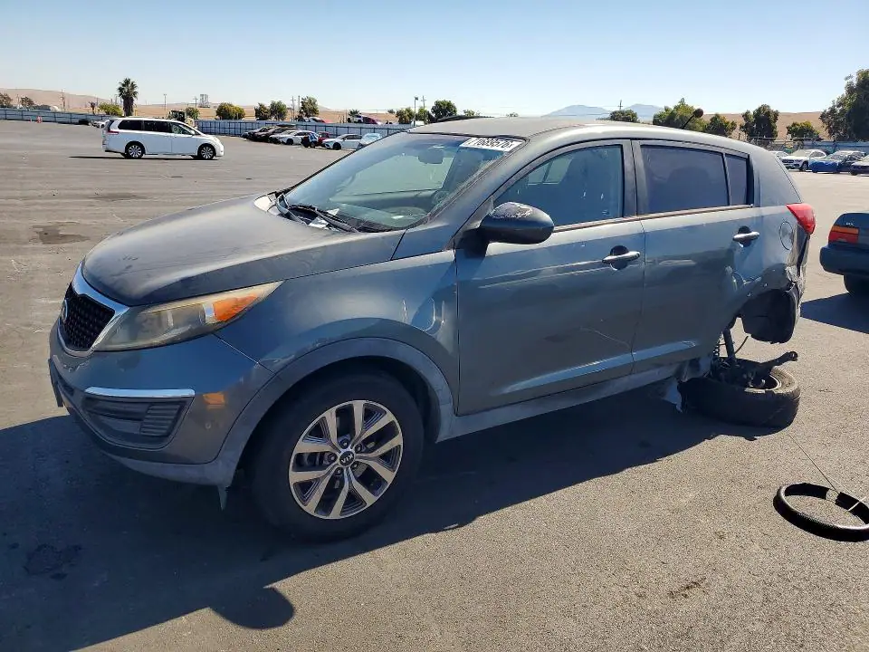 KNDPB3AC1E7559476 Kia Sportage 2014 — повреждение Задняя часть, фото до ремонта