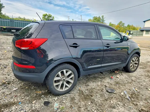 KNDPBCAC1G7865578 — 2016 Kia Sportage, фото 3 с аукциона Copart, Передняя часть