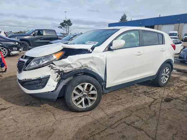 KNDPBCACXG7807839 — 2016 Kia Sportage, Передняя часть (Front End), фото до ремонта