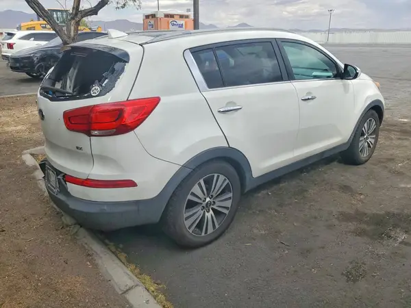 KNDPC3AC9G7840540 — 2016 Kia Sportage, фото 3 с аукциона Copart, Задняя часть
