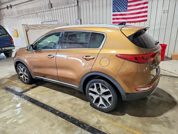 KNDPRCA68H7082149 — 2017 Kia Sportage, фото 2 с аукциона Copart 29.09.2026, Механические повреждения