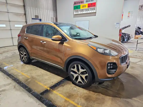 KNDPRCA68H7082149 — 2017 Kia Sportage, фото 4 с аукциона Copart 29.09.2026, Механические повреждения