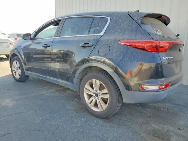 KNDPMCAC6H7079237 — 2017 Kia Sportage, фото 2 с аукциона Copart 24.09.2026, Вандализм