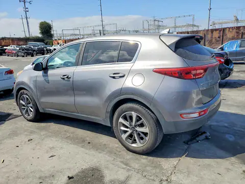 KNDPM3AC9H7176531 — 2017 Kia Sportage, фото 2 с аукциона Copart 30.09.2026, Вандализм
