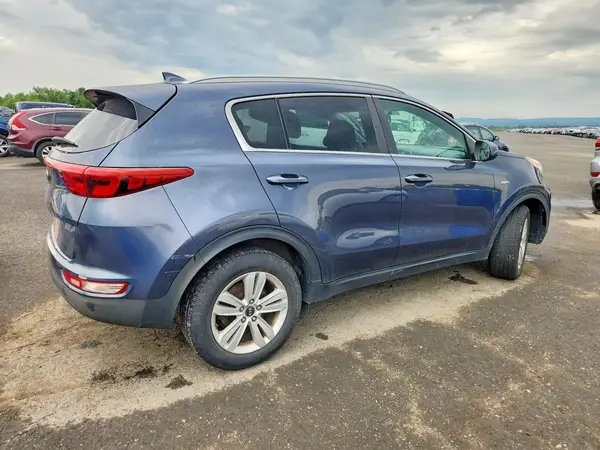 KNDPMCAC7H7285733 — 2017 Kia Sportage, фото 3 с аукциона Copart 02.10.2026, Передняя часть