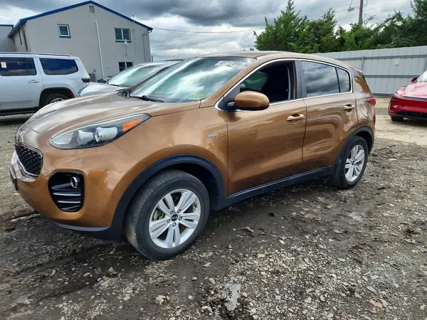 KNDPMCAC8H7220227 — 2017 Kia Sportage, Боковая часть (Side), фото до ремонта