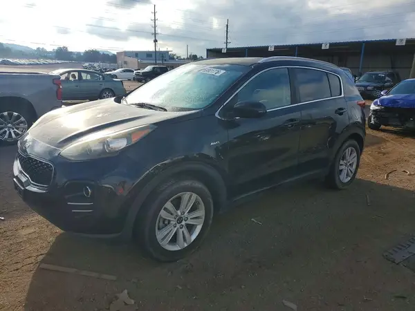 KNDPMCAC3H7152774 — 2017 Kia Sportage, Вандализм (Vandalism), фото до ремонта
