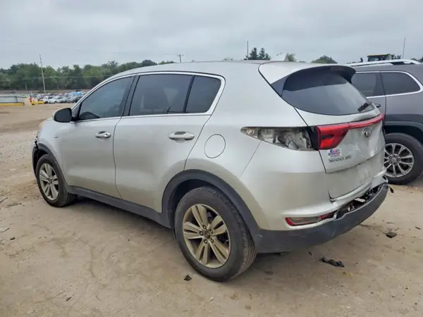 KNDPMCAC0H7046721 — 2017 Kia Sportage, фото 2 с аукциона Copart, Задняя часть