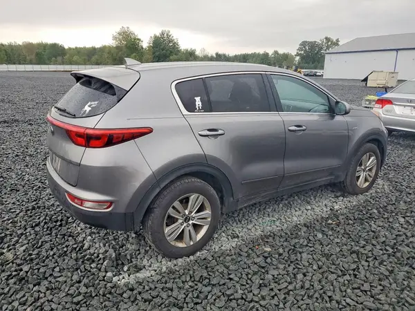 KNDPMCAC7H7065332 — 2017 Kia Sportage, фото 3 с аукциона Copart 01.10.2026, Мелкие вмятины и царапины