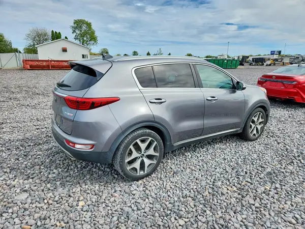 KNDPR3A6XH7075638 — 2017 Kia Sportage, фото 3 с аукциона Copart 13.10.2026, Механические повреждения