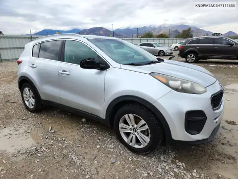 KNDPM3AC5H7111434 — 2017 Kia Sportage, фото 4 с аукциона Copart, Боковая часть