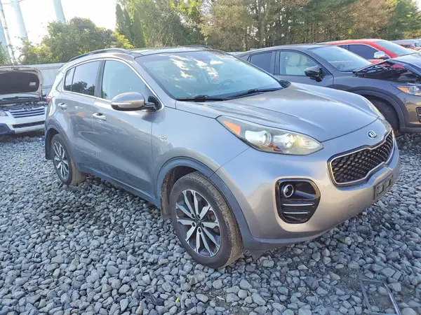 KNDPNCAC9J7412825 — 2018 Kia Sportage, фото 4 с аукциона Copart, Задняя часть