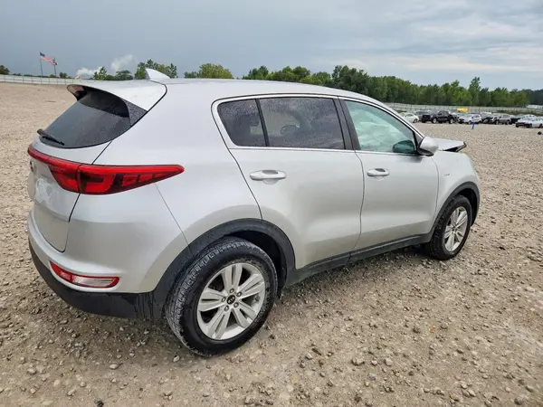 KNDPMCAC7J7455269 — 2018 Kia Sportage, фото 3 с аукциона Copart, Передняя часть