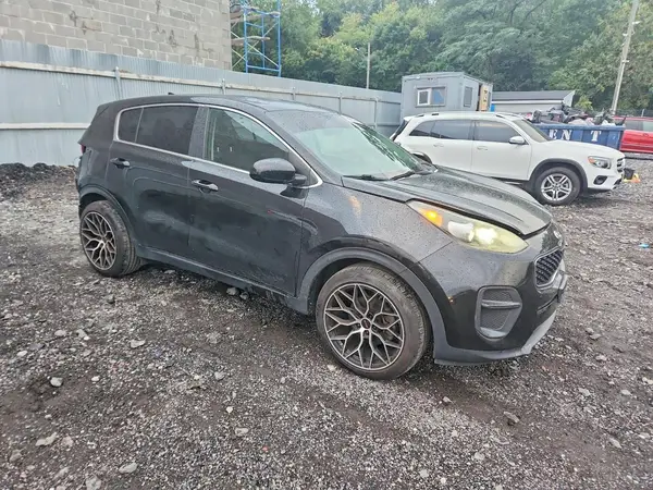 KNDPM3AC1J7349660 — 2018 Kia Sportage, фото 4 с аукциона Copart, Задняя часть