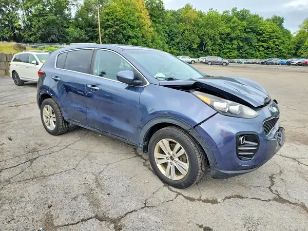 KNDPMCAC2J7437388 — 2018 Kia Sportage, фото 4 с аукциона Copart 08.10.2026, Передняя часть