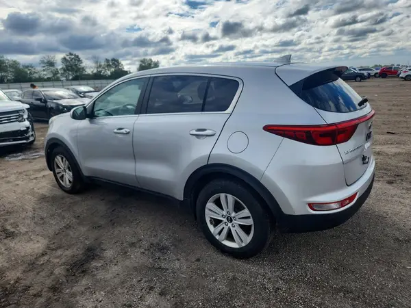 KNDPM3AC7J7470158 — 2018 Kia Sportage, фото 2 с аукциона Copart, Вандализм