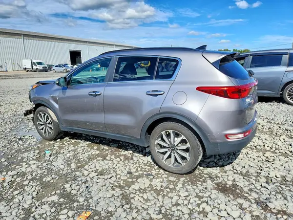 KNDPNCAC7J7365374 — 2018 Kia Sportage, фото 2 с аукциона Copart 12.10.2026, Передняя часть