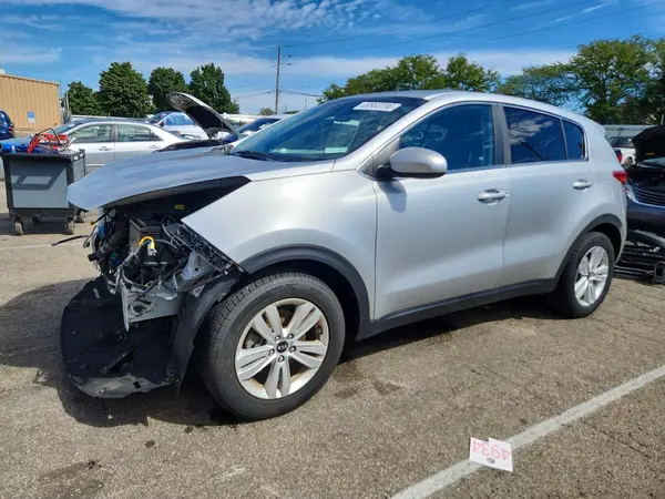 KNDPM3AC0J7458191 — 2018 Kia Sportage, Передняя часть (Front End), фото до ремонта