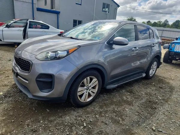 KNDPM3AC1J7443876 — 2018 Kia Sportage, Боковая часть (Side), фото до ремонта