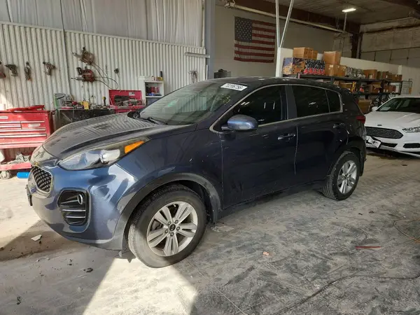 KNDPMCAC1J7403149 — 2018 Kia Sportage, Боковая часть (Side), фото до ремонта