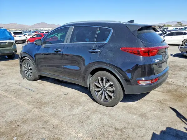 KNDPN3AC1J7353589 — 2018 Kia Sportage, фото 2 с аукциона Copart, Передняя часть