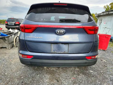 KNDPM3AC8J7384308 — 2018 Kia Sportage, Передняя часть, фото до ремонта