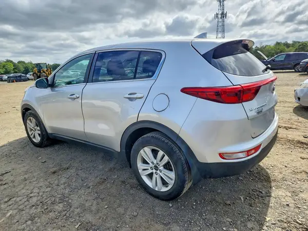KNDPM3AC9K7559294 — 2019 Kia Sportage, фото 2 с аукциона Copart, Передняя часть