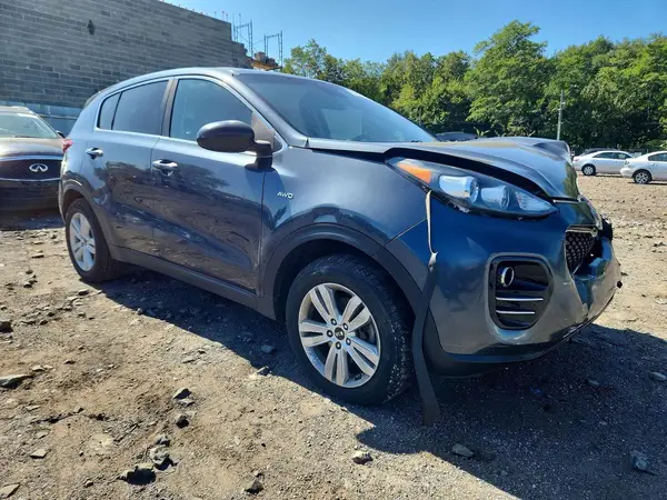 KNDPMCAC3K7591318 — 2019 Kia Sportage, фото 4 с аукциона Copart 05.10.2026, Передняя часть
