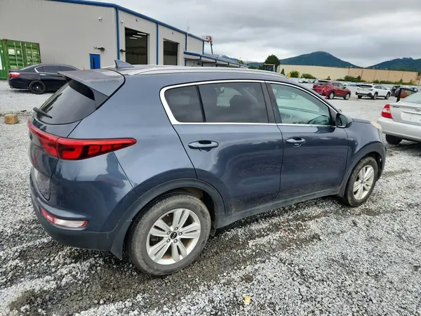 KNDPM3AC9K7548537 — 2019 Kia Sportage, фото 3 с аукциона Copart, Механические повреждения